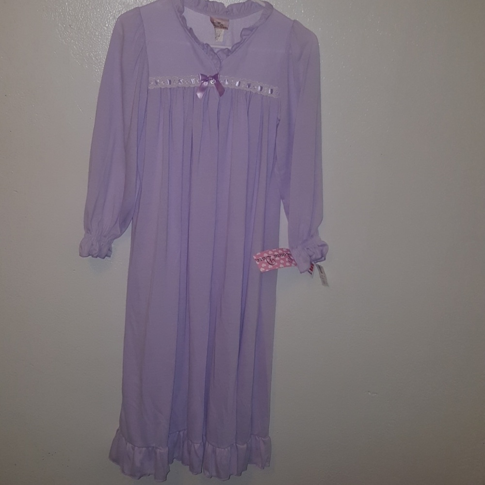 NWT - Laura Dare Nightgown